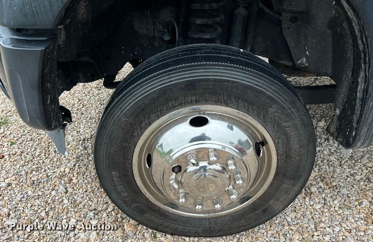 image for item NI9016 2014 Ford F550 Super Duty XL  utility / service truck