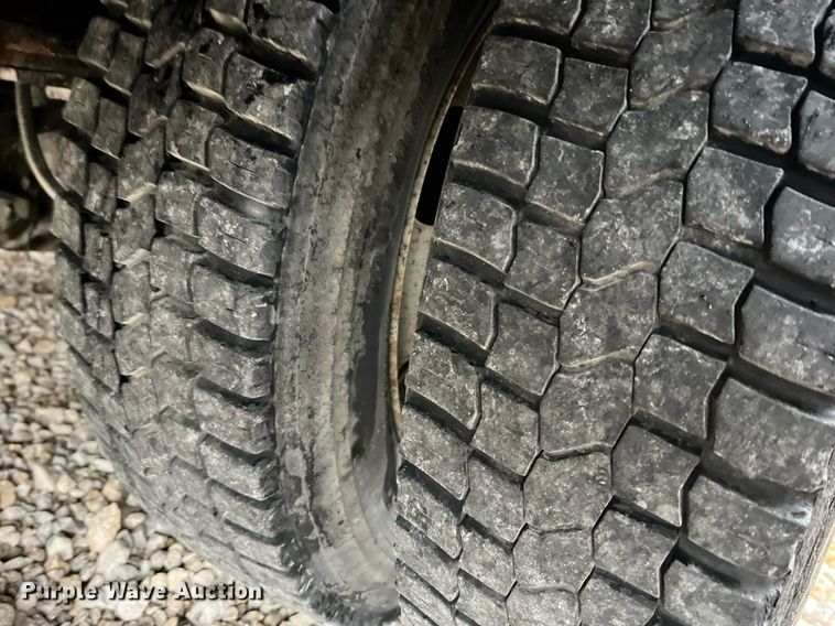 image for item NI9016 2014 Ford F550 Super Duty XL  utility / service truck