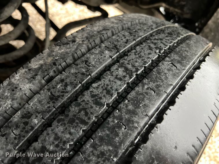 image for item NI9016 2014 Ford F550 Super Duty XL  utility / service truck