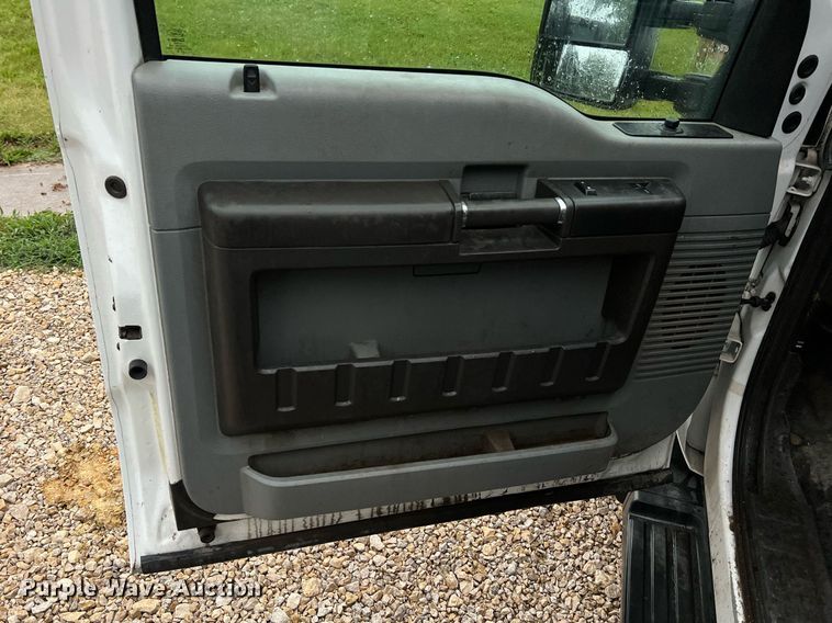 image for item NI9017 2014 Ford F450 Super Duty XL  dump flatbed truck