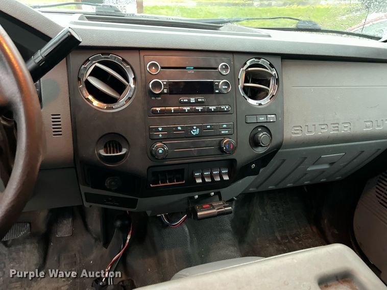 image for item NI9017 2014 Ford F450 Super Duty XL  dump flatbed truck