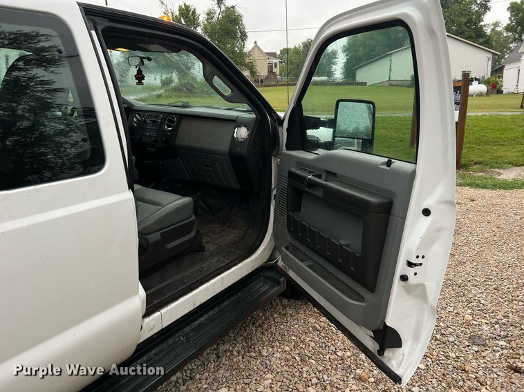 image for item NI9017 2014 Ford F450 Super Duty XL  dump flatbed truck