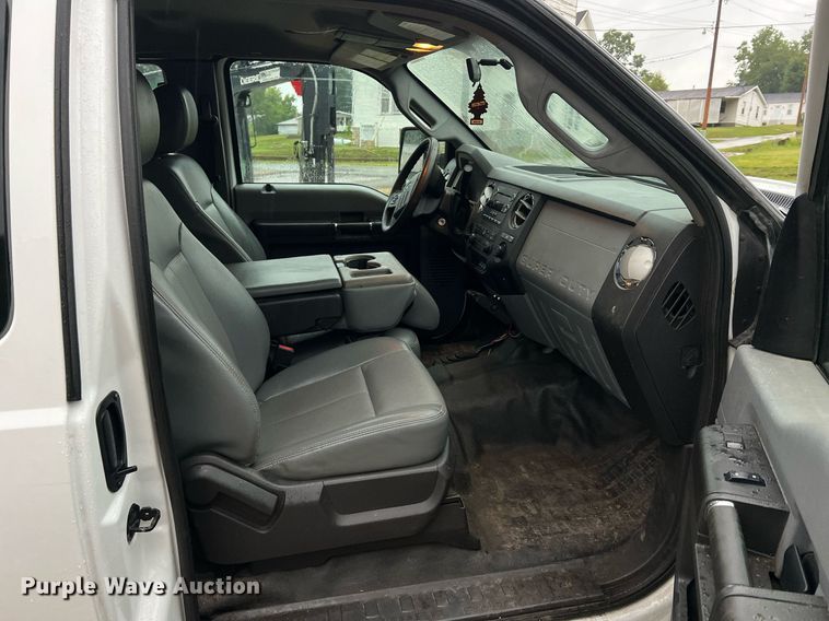 image for item NI9017 2014 Ford F450 Super Duty XL  dump flatbed truck