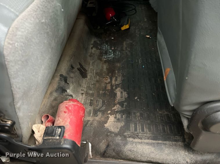 image for item NI9017 2014 Ford F450 Super Duty XL  dump flatbed truck