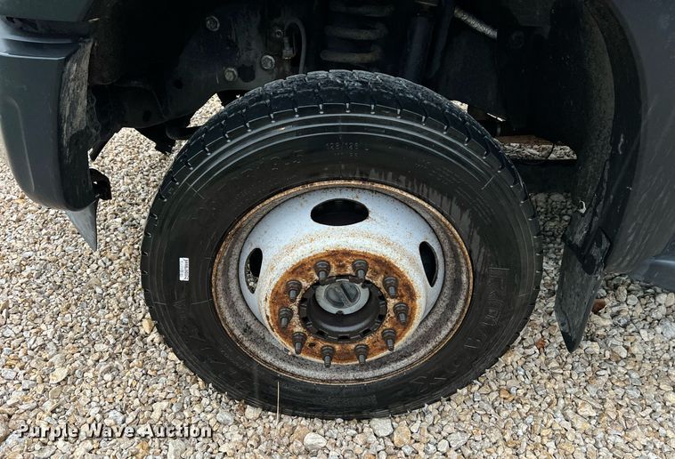 image for item NI9017 2014 Ford F450 Super Duty XL  dump flatbed truck