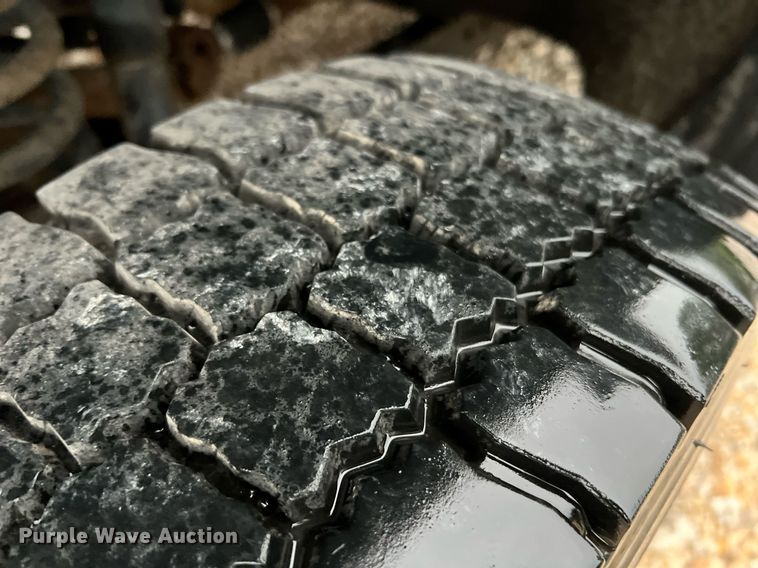 image for item NI9017 2014 Ford F450 Super Duty XL  dump flatbed truck