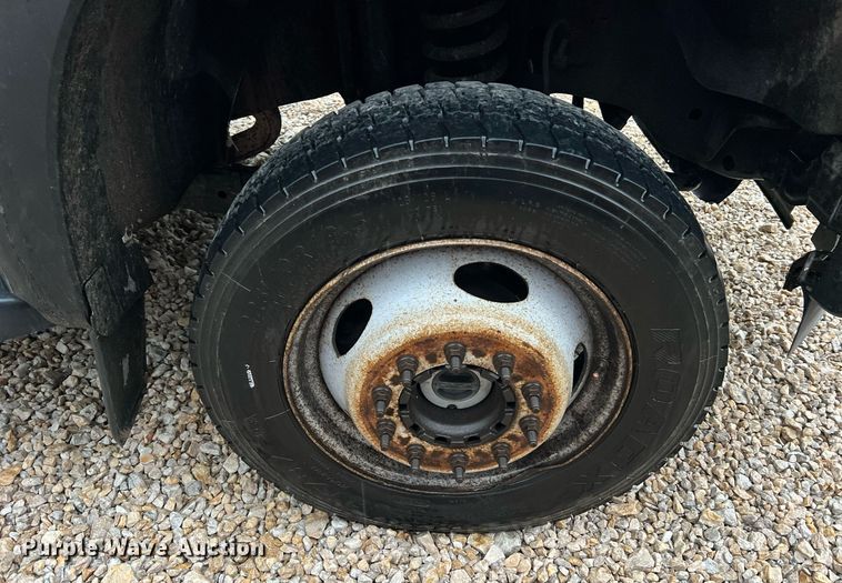 image for item NI9017 2014 Ford F450 Super Duty XL  dump flatbed truck