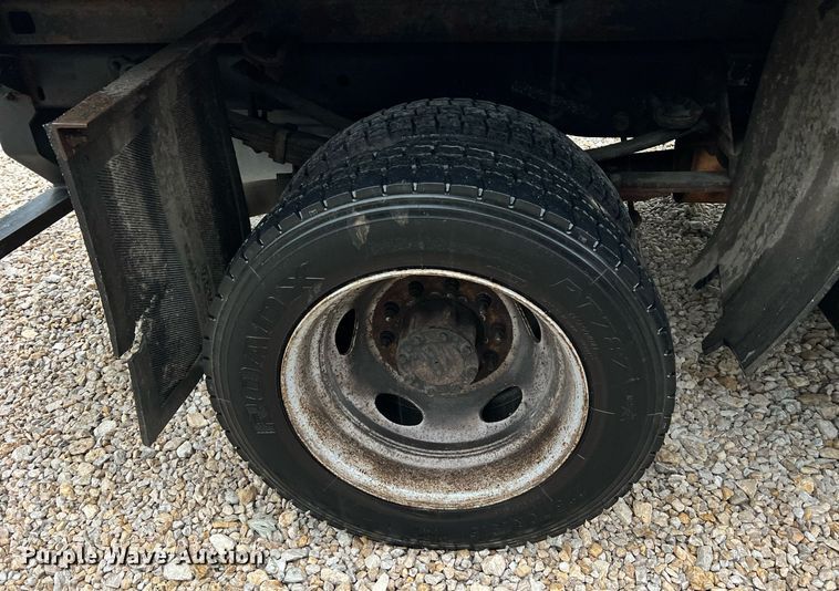 image for item NI9017 2014 Ford F450 Super Duty XL  dump flatbed truck