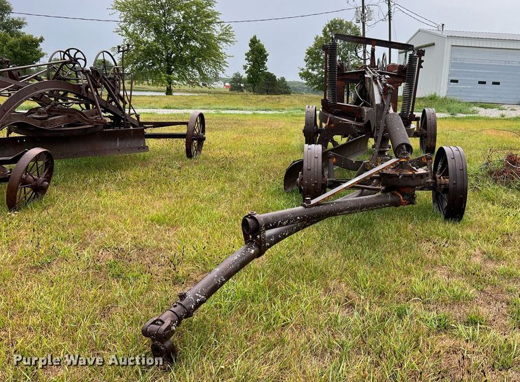 image for item NI9018 Adams 124  grader