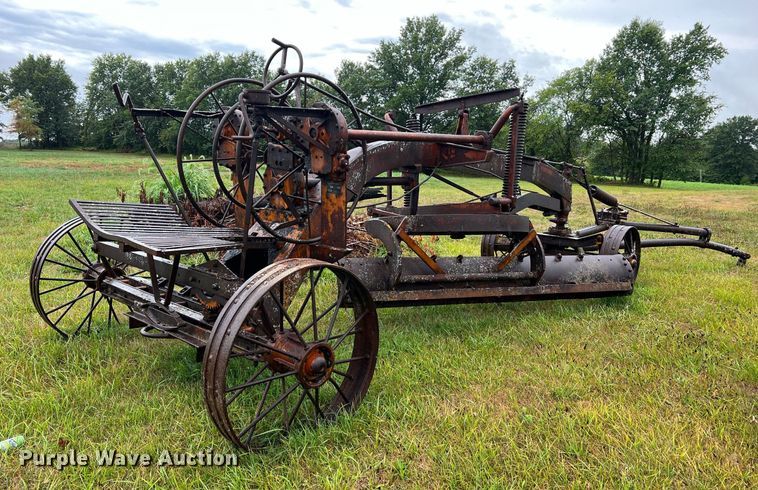 image for item NI9018 Adams 124  grader