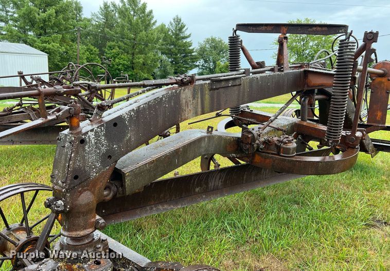 image for item NI9018 Adams 124  grader