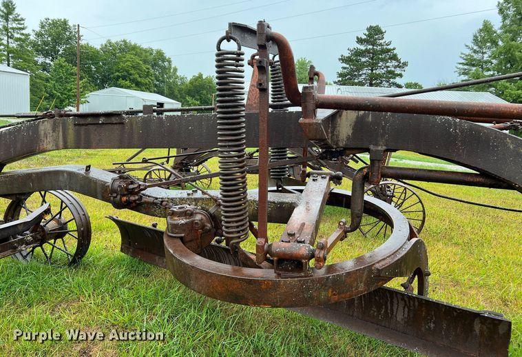 image for item NI9018 Adams 124  grader