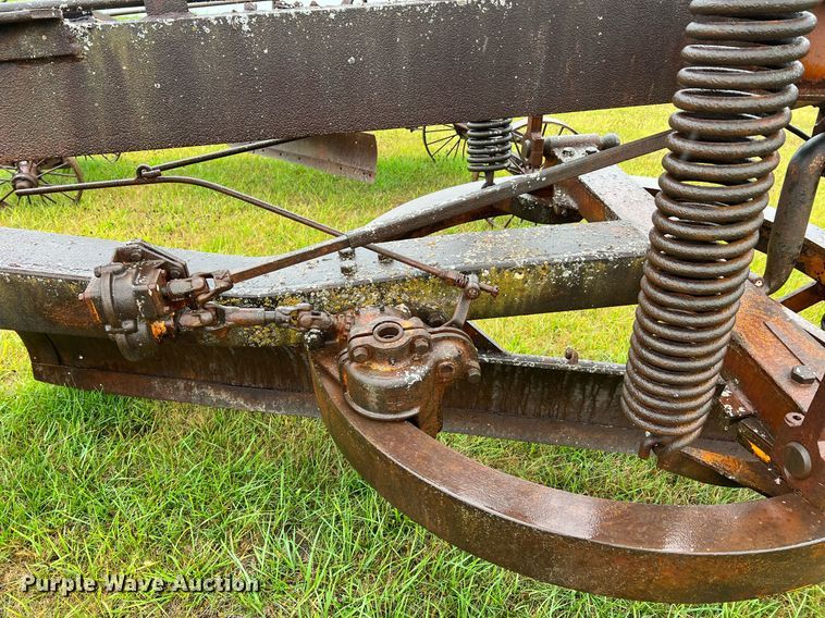 image for item NI9018 Adams 124  grader