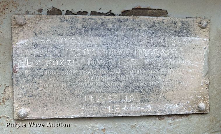 image for item NI9022 1978 Fruehauf HEB-F2-J-985  pneumatic dry bulk trailer