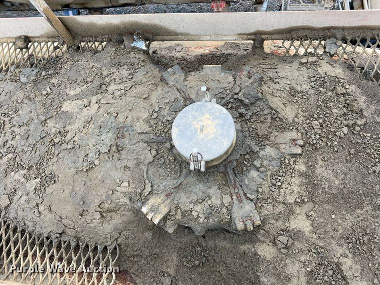 image for item NI9023 1978 Fruehauf HFB-F2-J-985  pneumatic dry bulk trailer