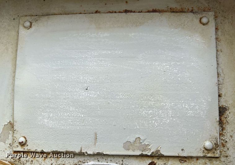 image for item NI9023 1978 Fruehauf HFB-F2-J-985  pneumatic dry bulk trailer