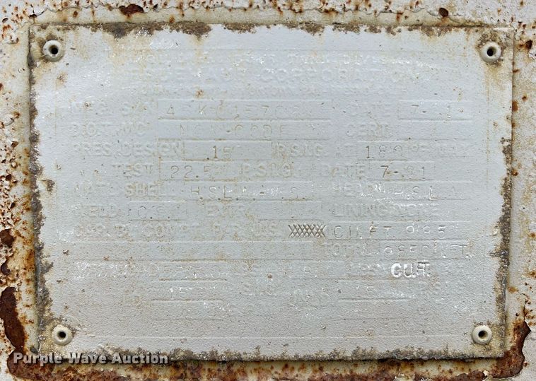 image for item NI9024 1981 Fruehauf HEB-F2-J-986  pneumatic dry bulk trailer