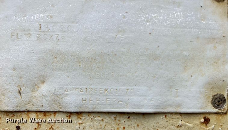 image for item NI9024 1981 Fruehauf HEB-F2-J-986  pneumatic dry bulk trailer