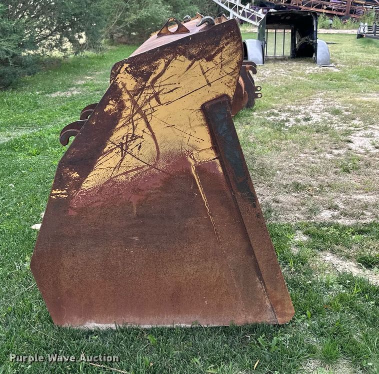 image for item NP9921 128" W wheel loader bucket