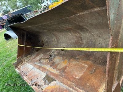 image for item NP9923 103" W wheel loader bucket