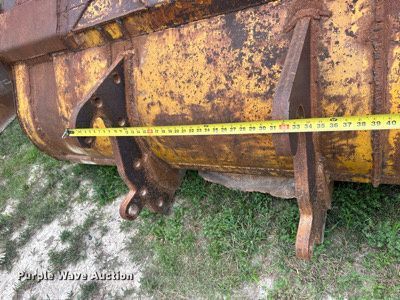 image for item NP9923 103" W wheel loader bucket