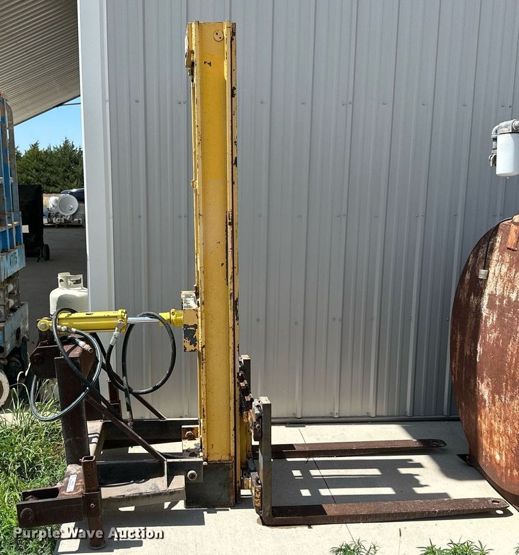 image for item NP9940 Shop built forklift mast