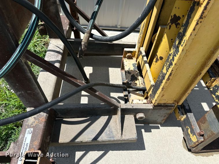 image for item NP9940 Shop built forklift mast