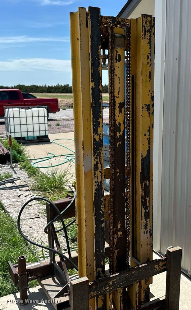 image for item NP9940 Shop built forklift mast