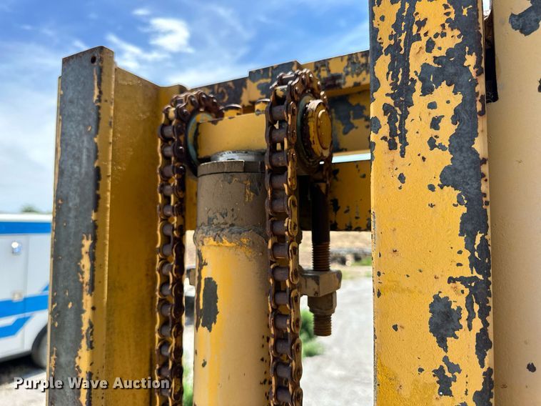 image for item NP9940 Shop built forklift mast