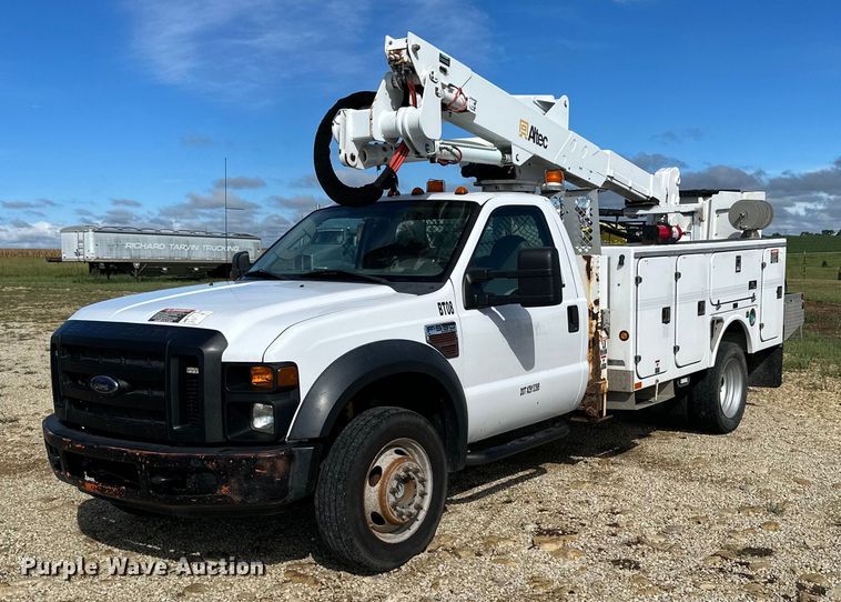 image for item NP9944 2008 Ford F550 Super Duty  bucket truck