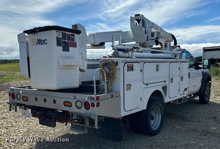 image for item NP9944 2008 Ford F550 Super Duty  bucket truck