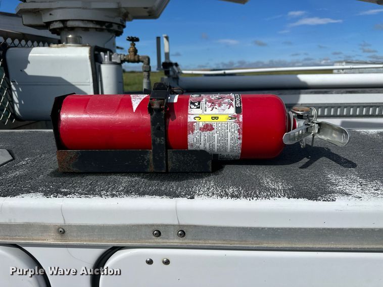 image for item NP9944 2008 Ford F550 Super Duty  bucket truck