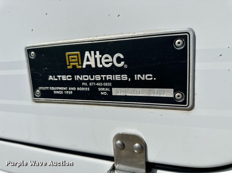 image for item NP9944 2008 Ford F550 Super Duty  bucket truck