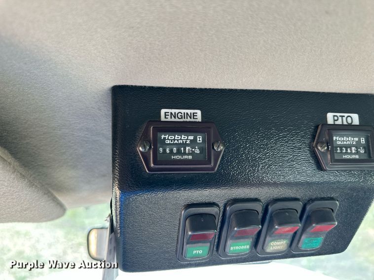 image for item NP9944 2008 Ford F550 Super Duty  bucket truck