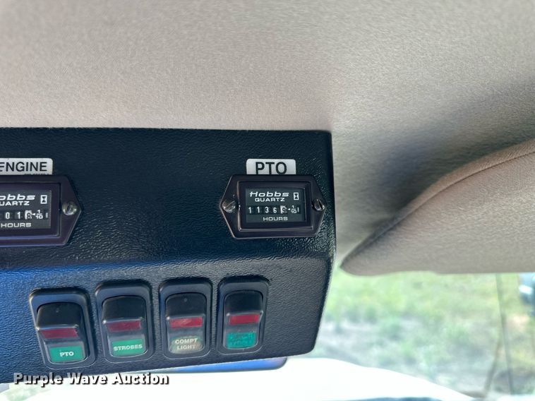 image for item NP9944 2008 Ford F550 Super Duty  bucket truck