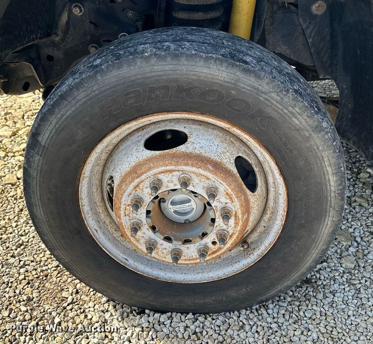 image for item NP9944 2008 Ford F550 Super Duty  bucket truck