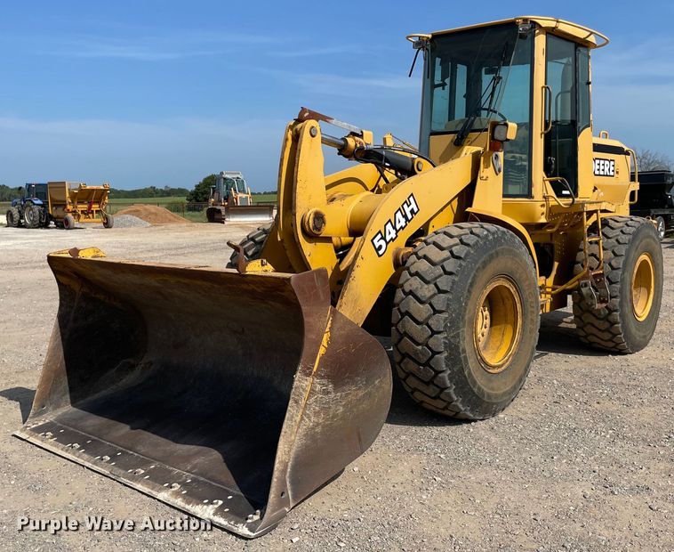 image for item NT9397 1999 John Deere 544H  wheel loader