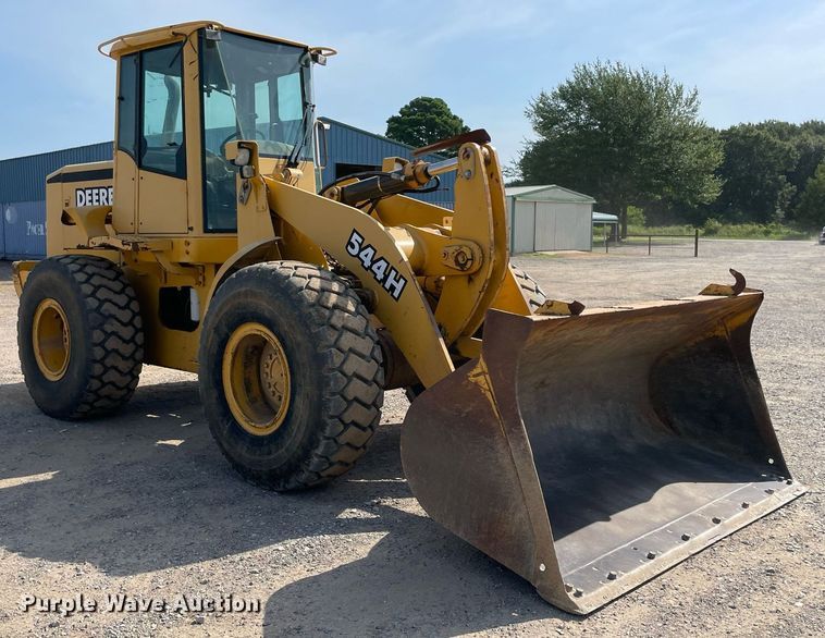 image for item NT9397 1999 John Deere 544H  wheel loader