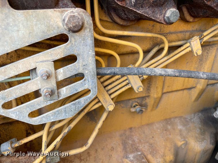 image for item NT9397 1999 John Deere 544H  wheel loader