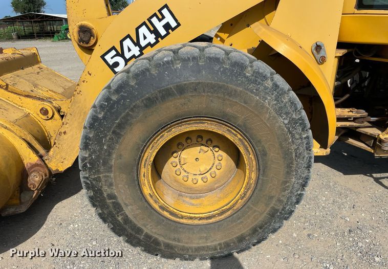 image for item NT9397 1999 John Deere 544H  wheel loader