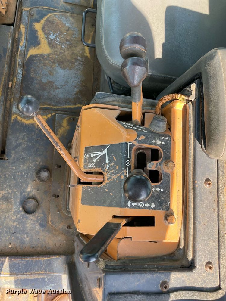 image for item NT9398 2000 Case 1150H  dozer