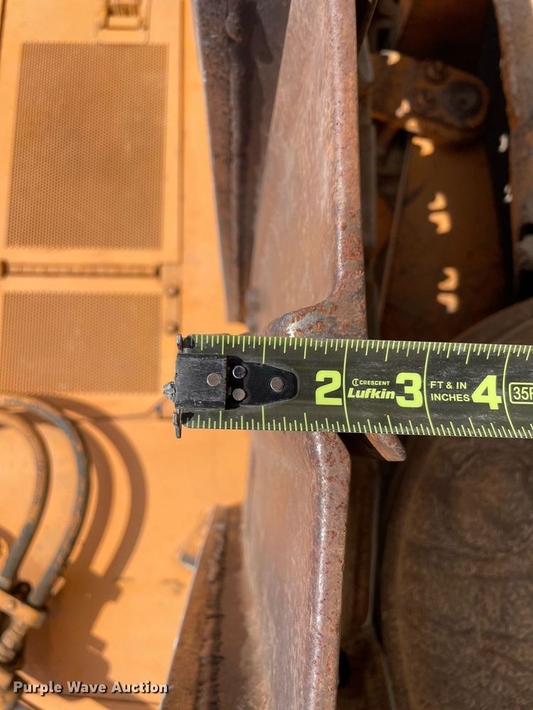 image for item NT9398 2000 Case 1150H  dozer