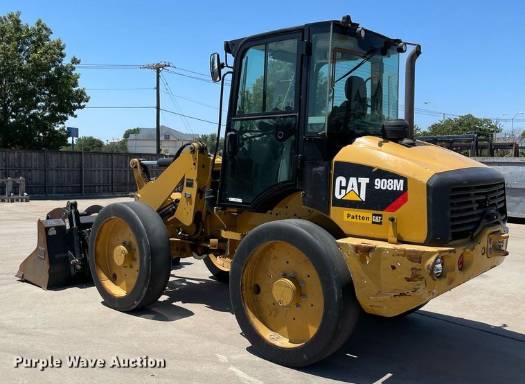 image for item NT9424 2018 Caterpillar 908M  wheel loader