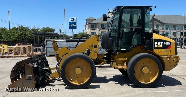 image for item NT9424 2018 Caterpillar 908M  wheel loader