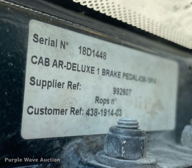 image for item NT9424 2018 Caterpillar 908M  wheel loader