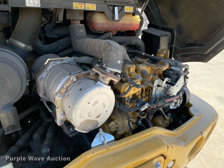 image for item NT9424 2018 Caterpillar 908M  wheel loader