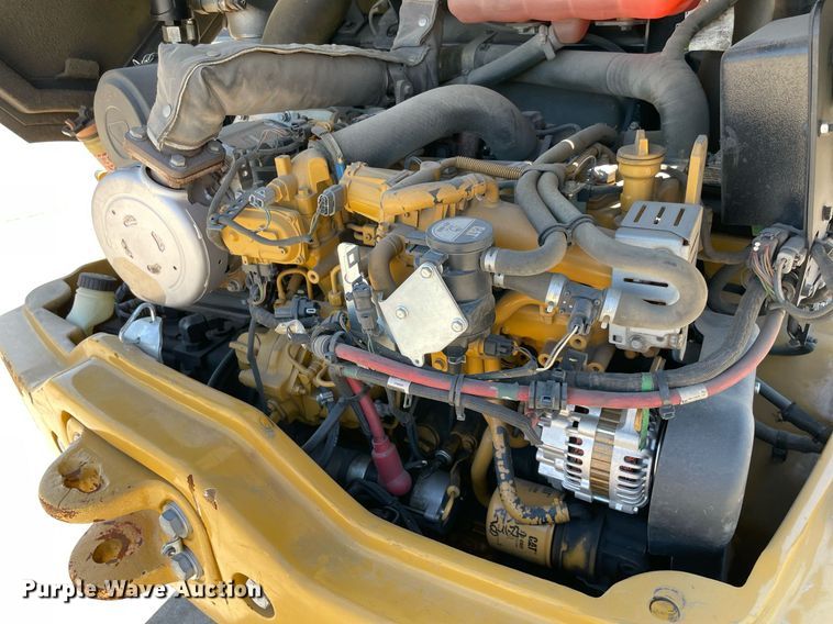 image for item NT9424 2018 Caterpillar 908M  wheel loader