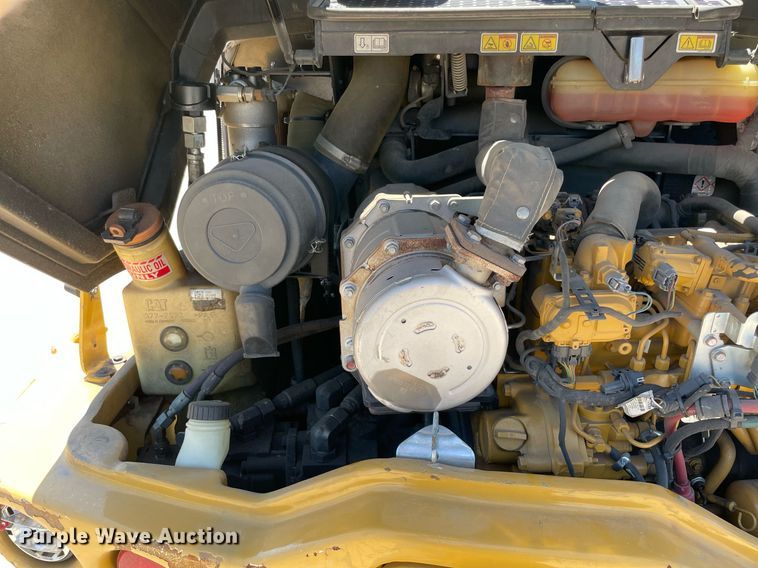 image for item NT9424 2018 Caterpillar 908M  wheel loader