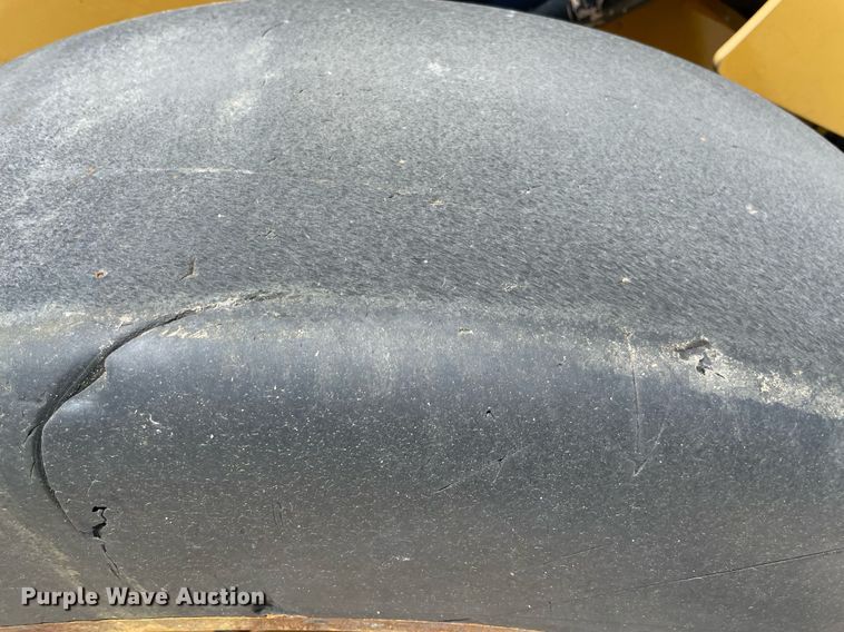 image for item NT9424 2018 Caterpillar 908M  wheel loader