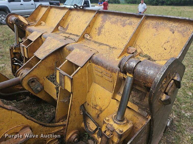 image for item NT9799 1999 Caterpillar 963B LGP  track loader